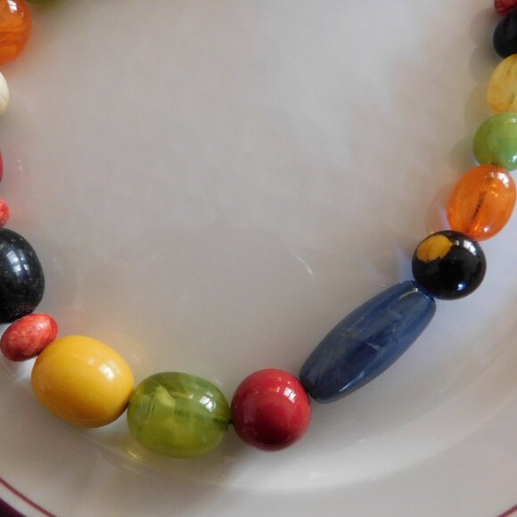 🍃🌳Multicolor Bead Statement Necklace 🌳🍃 - Picture 5 of 7